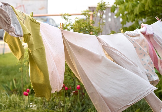 Linge qui sèche au vent